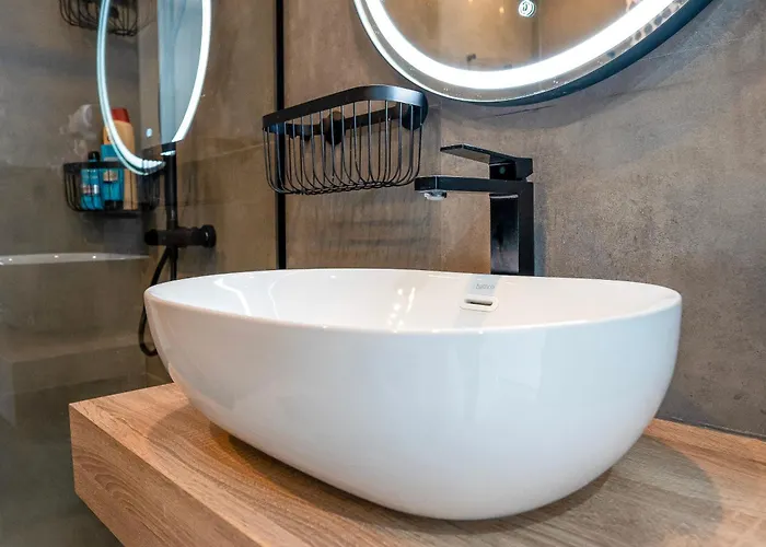 Апартаменти Aloha Garden Ola *